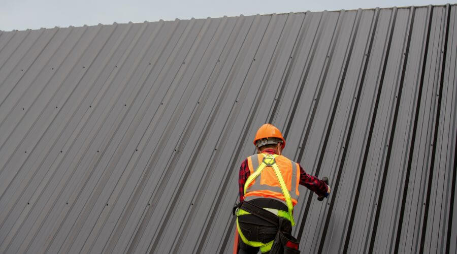 Professional metal roof installation services in Campaign, TN